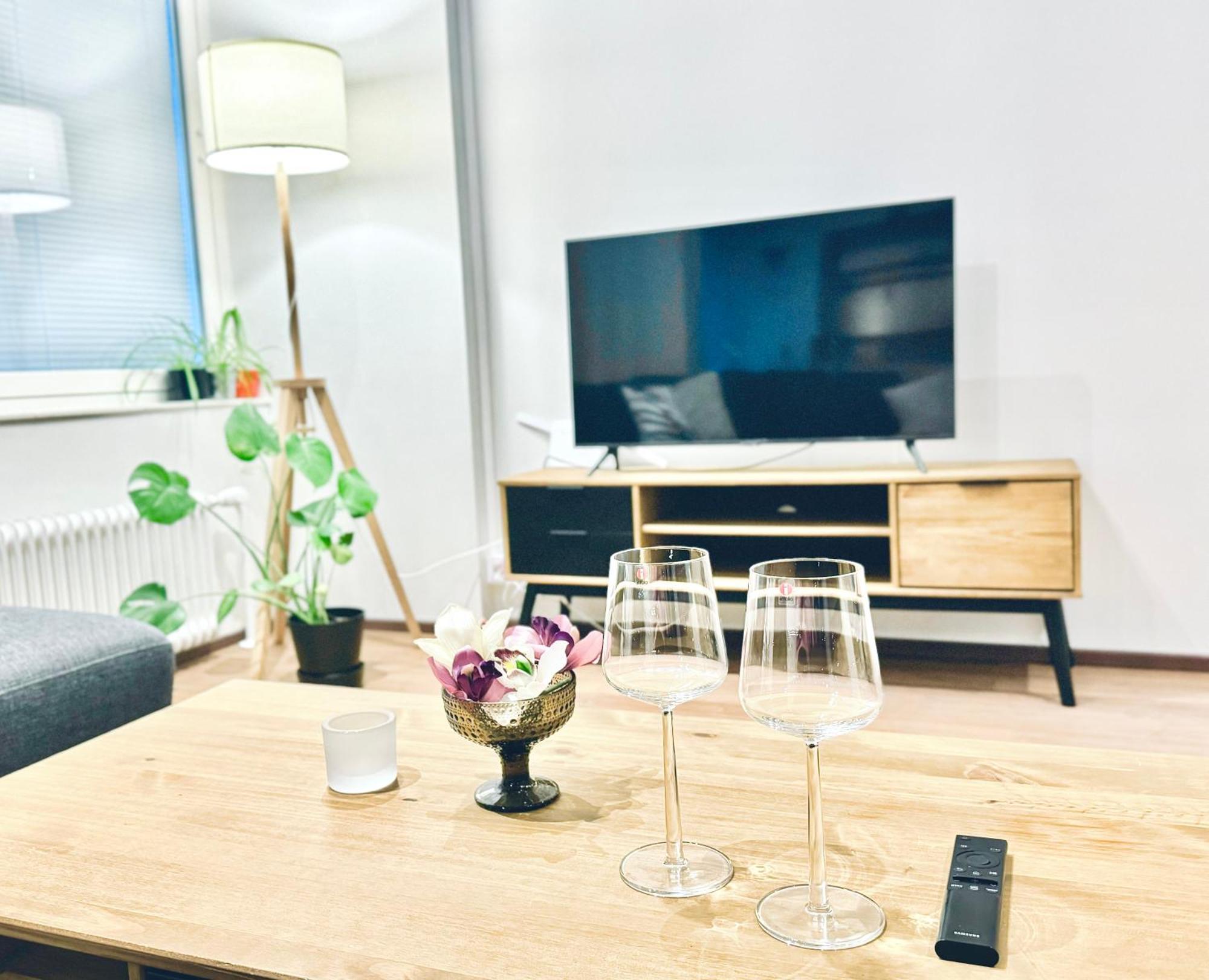 Turku Central Luxury Modern Cozy Flat 69M2 Apartamento Exterior foto